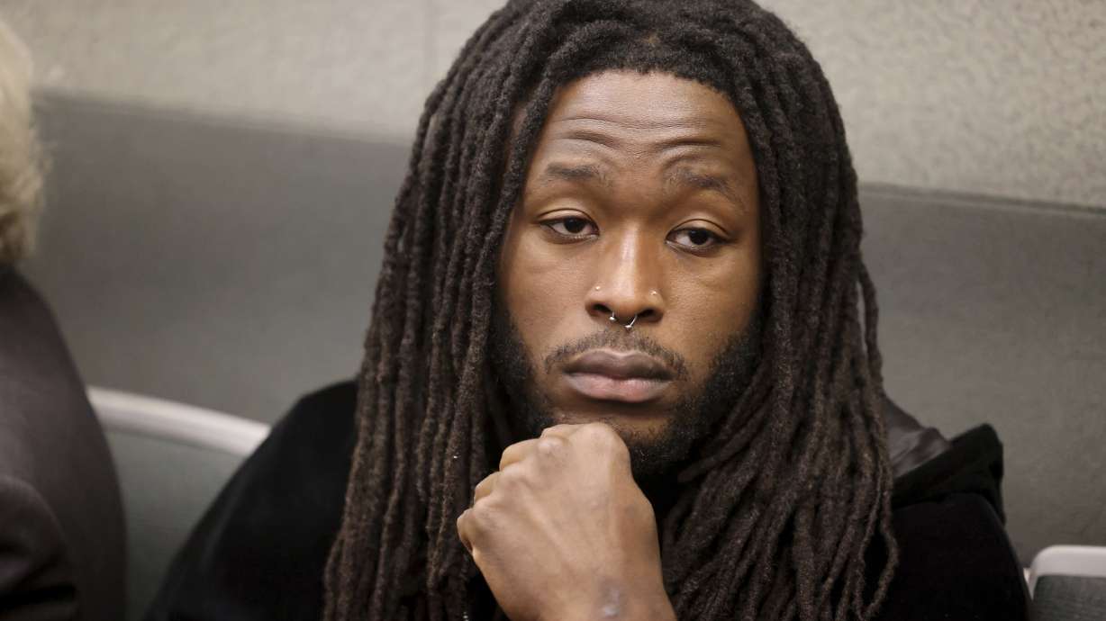 New Orleans Saints running back Alvin Kamara waits for an arraignment at the Regional Justice Center in Las Vegas, Thursday, March 2, 2023. Kamara and three other men pleaded not guilty Thursday in Nevada to charges they beat a man unconscious at a Las Vegas Strip nightclub before the NFL’s 2022 Pro Bowl.
