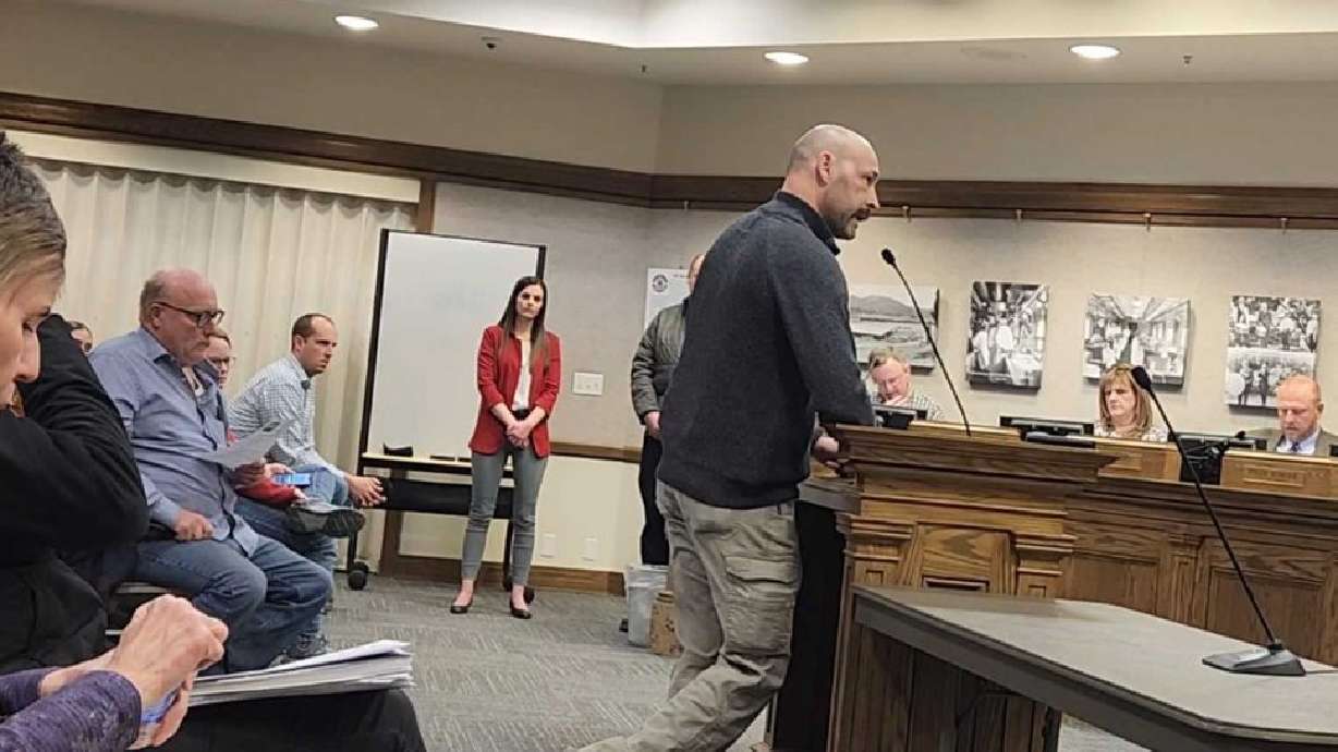 Dan Kidder addresses the Cedar City Council in response to an incident involving a teen allegedly brandishing a firearm at Canyon View High School on Wednesday.