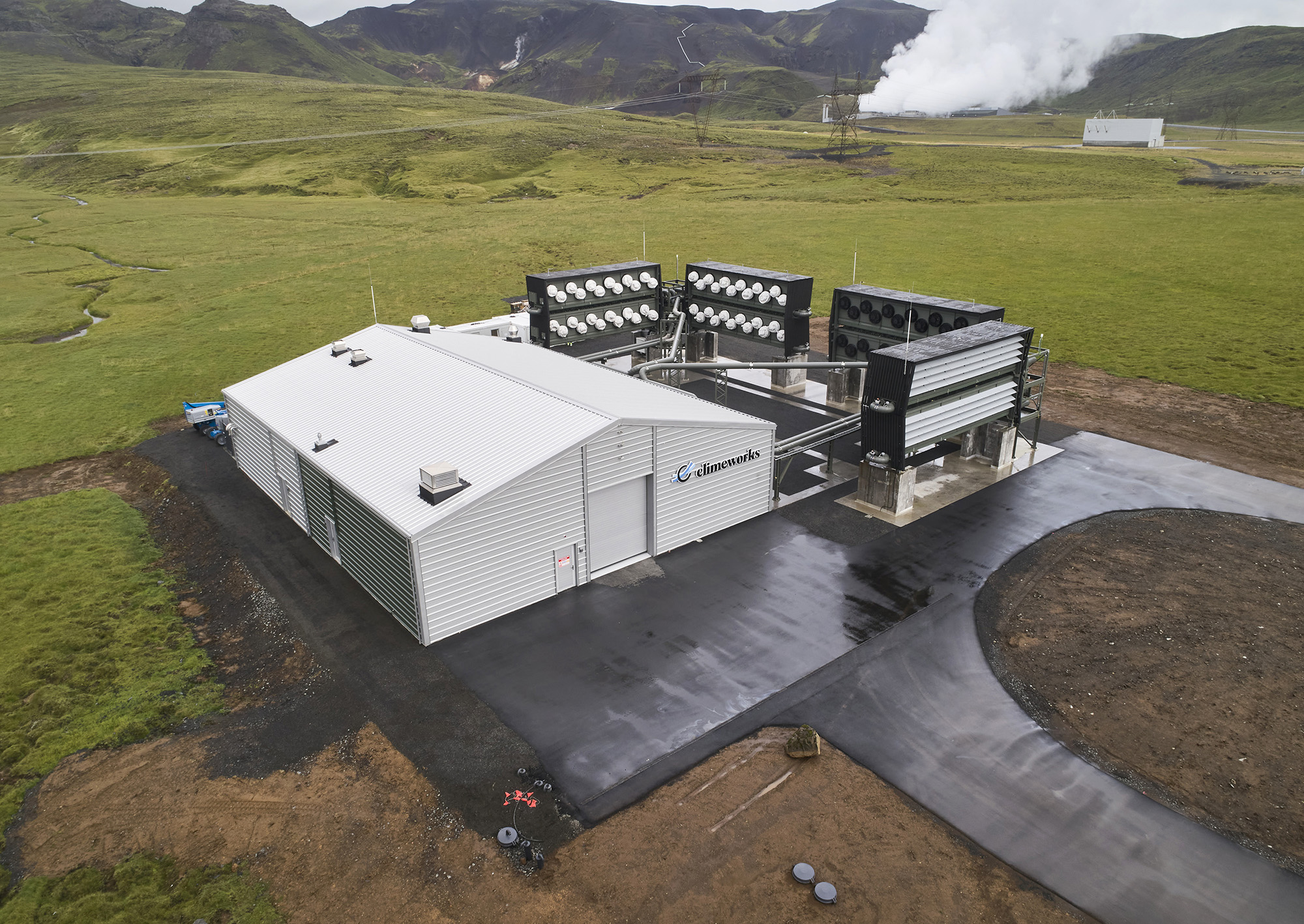 Climeworks' Orca project in Iceland sucks carbon pollution from the atmosphere. Scientists say they have worked out a way to make this process much more efficient.