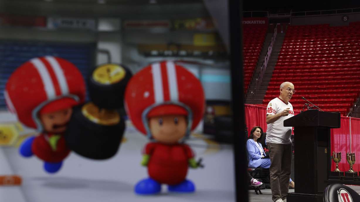 2,000 Utah student-athletes hear from Nintendo’s Bowser on MAR10 Day at eSports Celebration 2,000 Utah student-athletes hear from Nintendo’s Bowser on MAR10 Day at eSports Celebration