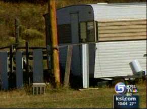 Man Honored for Helping Catch Escaped Convicts