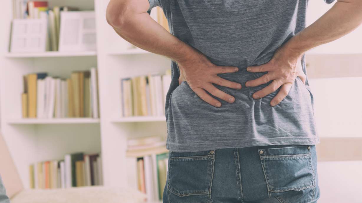 People often reach for over-the-counter pain medication to help. But which type of pain med is most effective? A new study, recently published in the Journal of Orthopaedic Research, attempted to find out.