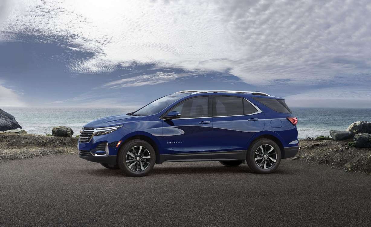 2023 Chevrolet Equinox Premier test drive review