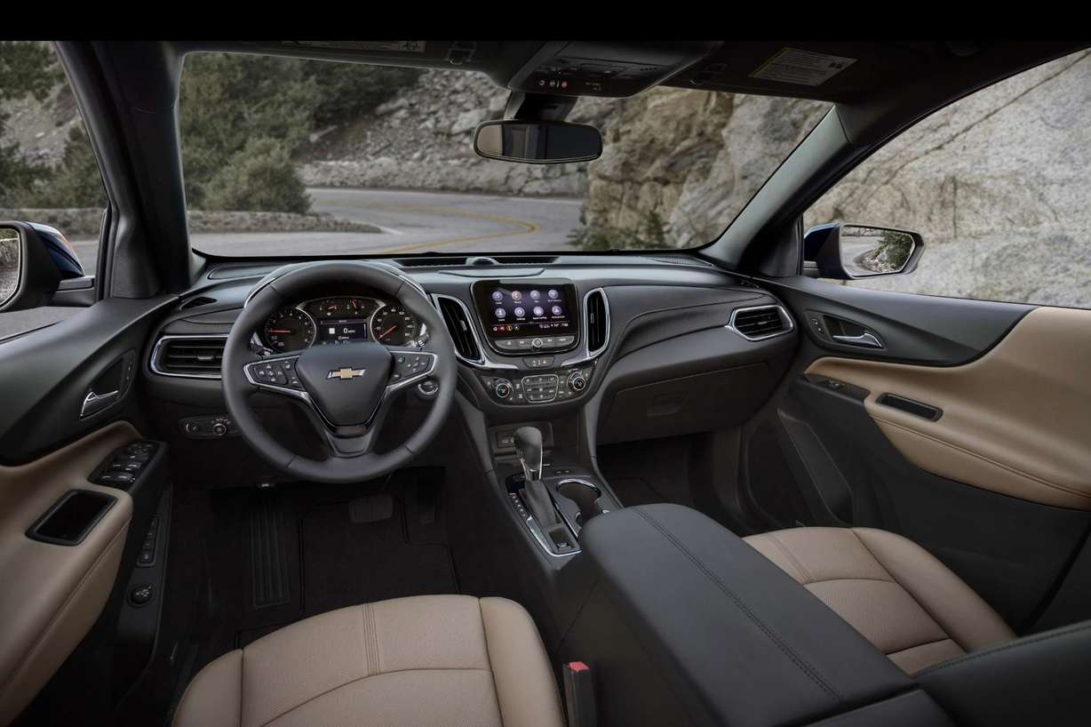 2023 Chevrolet Equinox Premier test drive review