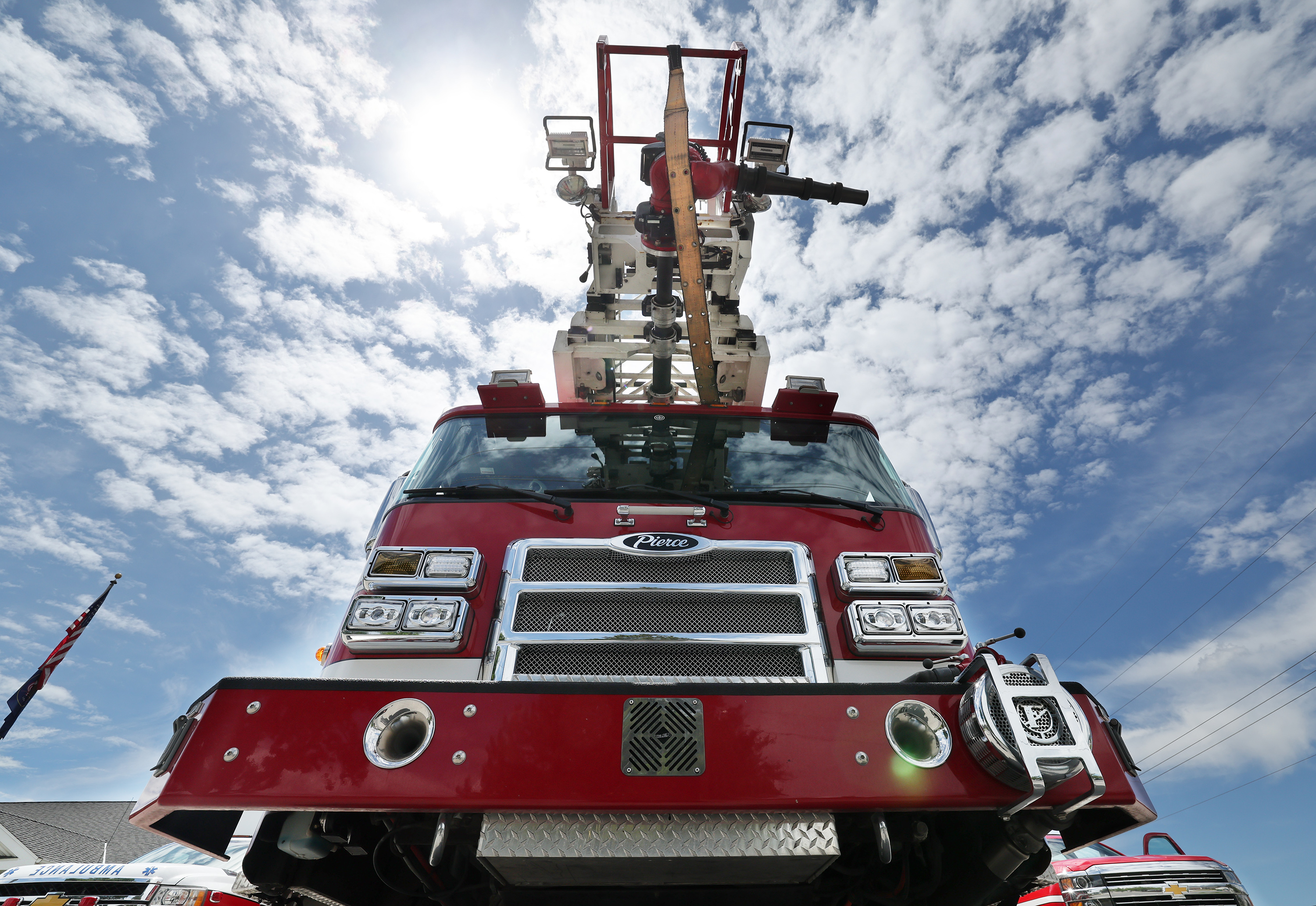 Four people sustained minor injuries in a Deer Valley yurt explosion on Wednesday afternoon.