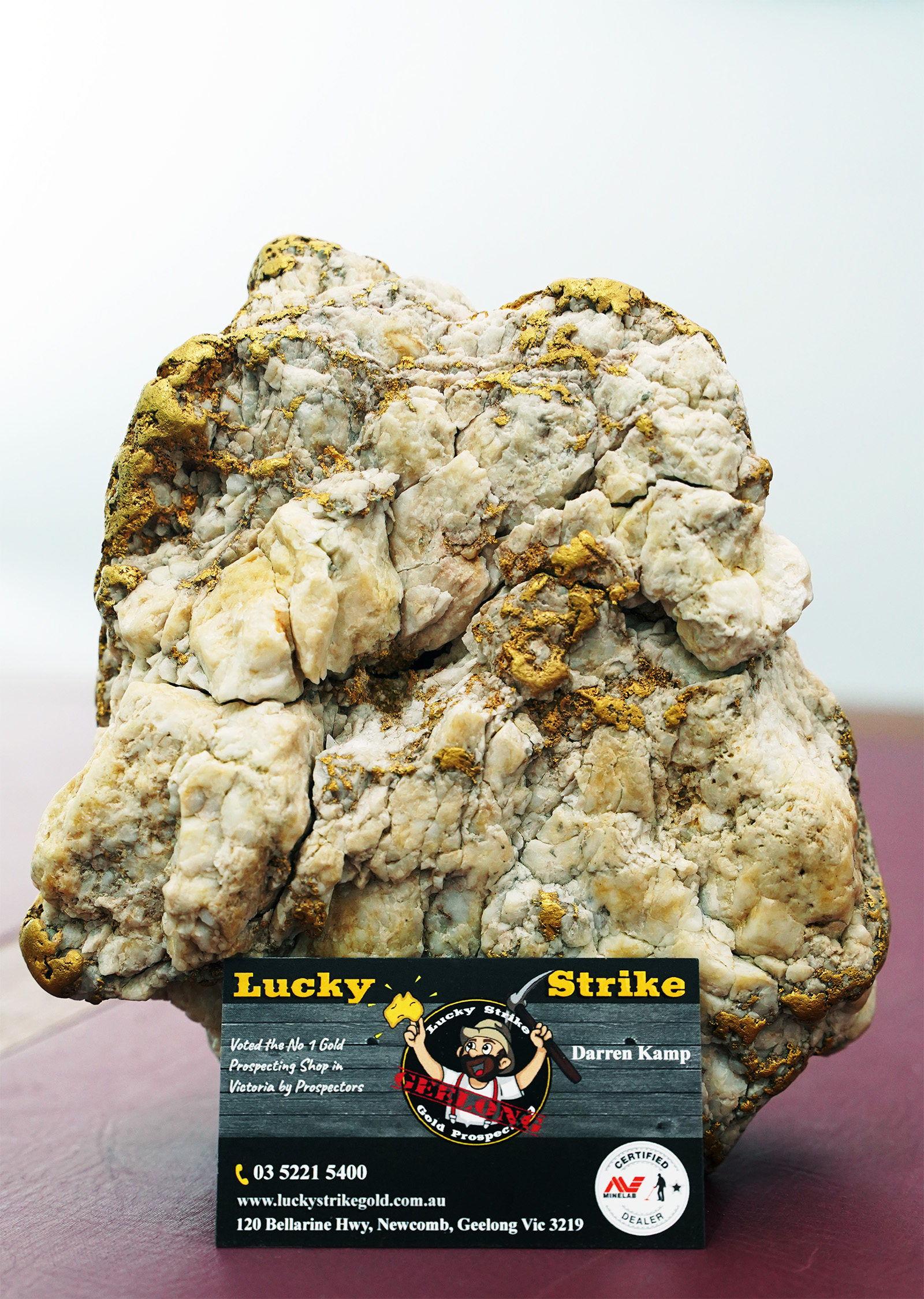This large gold nugget was discovered by an amateur gold prospector in Australia.