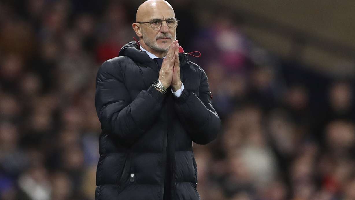 Spain coach Luis de la Fuente reacts during the Euro 2024 group A qualifying soccer match between Scotland and Spain at the Hampden Park stadium in Glasgow, Scotland, Tuesday, March 28, 2023.