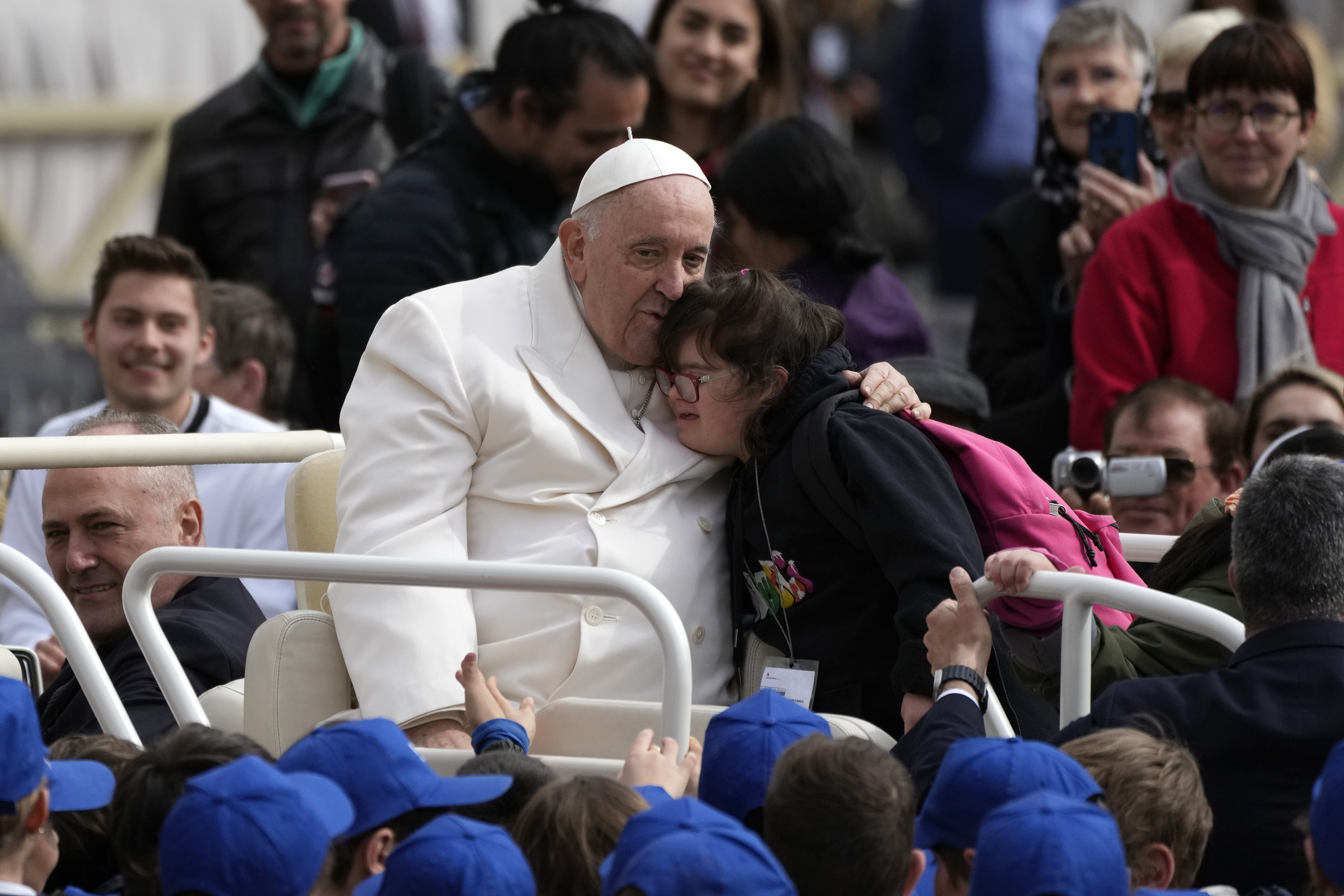 Pope to be hospitalized for days with respiratory infection