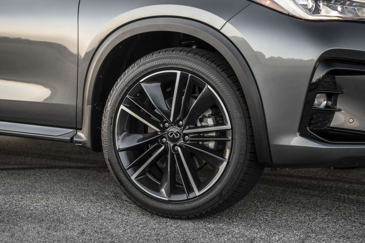 2023 Infiniti QX50 Sport test drive review