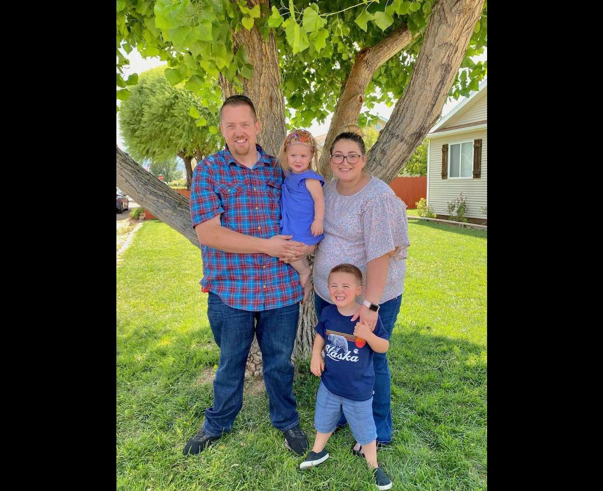 Shakespear family pictured Aug. 2021 just before moving to Los Angeles for treatment. March is Kidney Awareness Month, and the St. George family is using it as an opportunity to help find their son, who is living with no kidneys, a much-needed kidney.