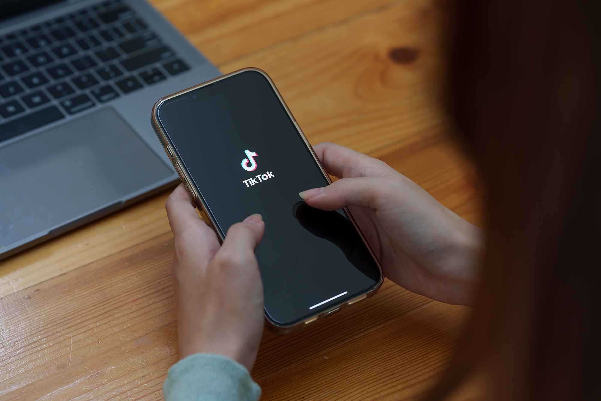 Montana became the first U.S. state on Friday to pass legislation banning TikTok on all personal devices, sending a bill to Gov. Greg Gianforte prohibiting TikTok from operating within state lines and barring app stores from offering TikTok for downloads.