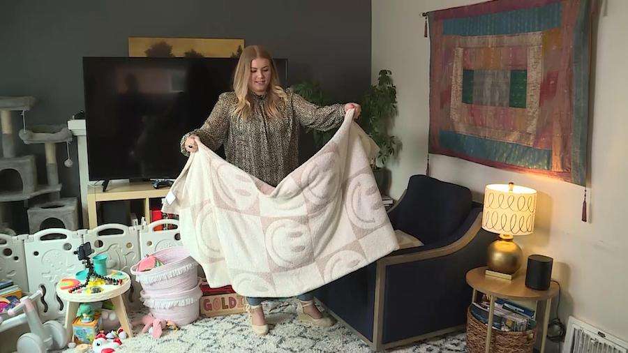 Savanah Jacobs quit her job to stay with her 15-month-old daughter, but still wanted to contribute to the family's goal of buying a house so she started selling a blanket on Amazon.