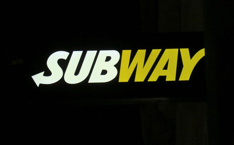 The California woman suing Subway for claiming its tuna products contain ingredients other than tuna wants to end her lawsuit.