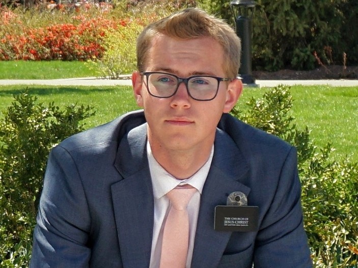  Elder Isaac Heninger, a 19-year-old missionary for The Church of Jesus Christ of Latter-day Saints, died in a scooter accident in Clearfield.