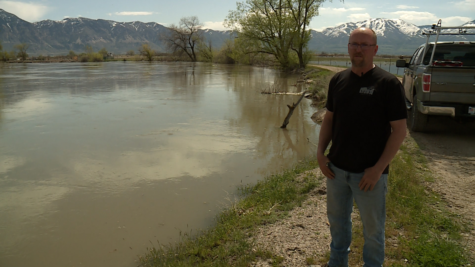 Corrine Mayor Shane Baton talks to KSL Monday as the Bear River continues to rise.