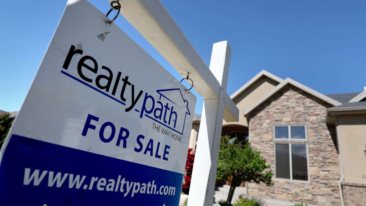 A new federal rule on mortgage costs for some homebuyers with high credit scores is causing concern among some Utah lawmakers.
