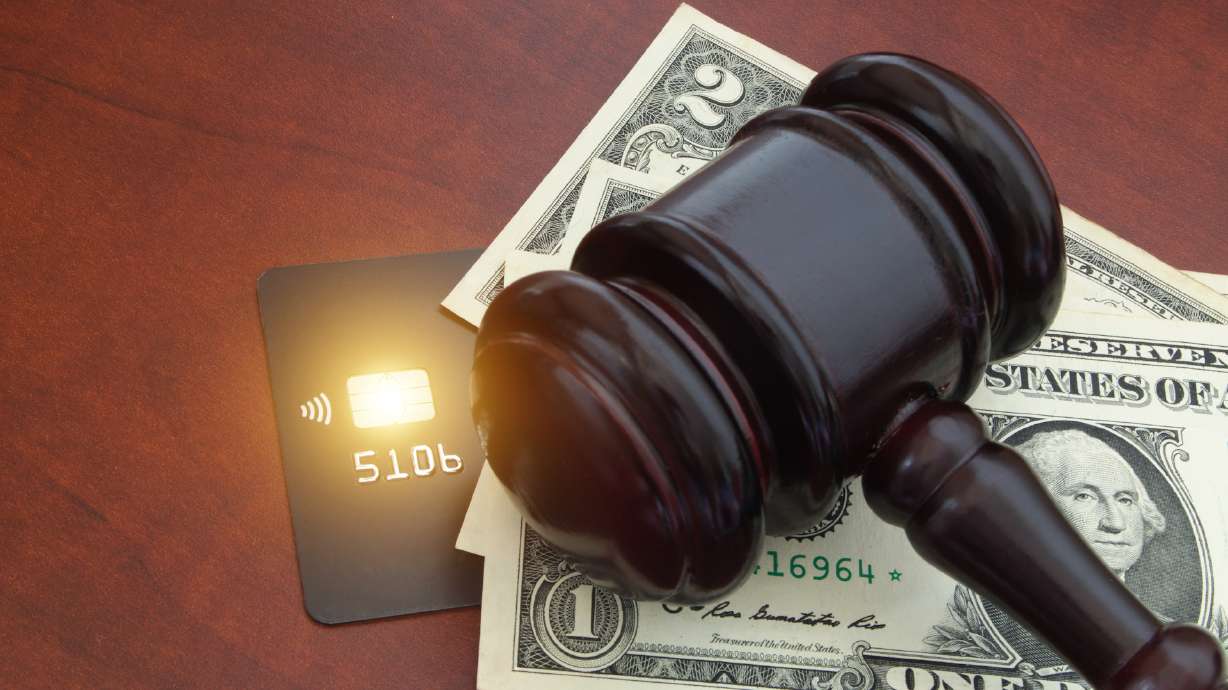 A Castle Dale man who police say was entrusted with another person's credit card to take care of financial obligations has been arrested for allegedly buying gifts for other women.