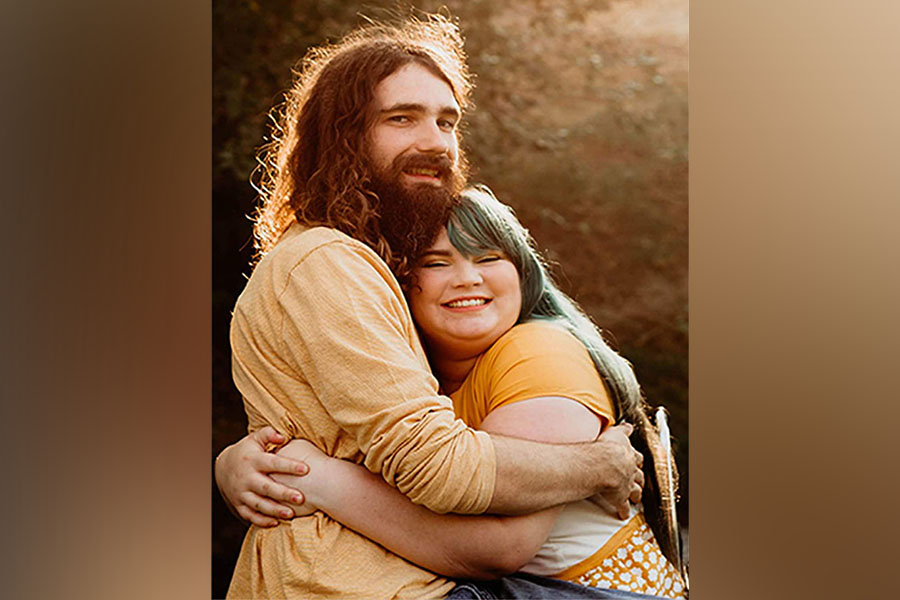 Khyliegh Brown, A 27-year-old wife and mother, is with her husband, Dylan. After unexpectedly dying, she is being remembered for the love she showed to others throughout her life.