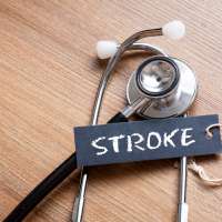 6 crucial letters to help you recognize when someone is having a stroke