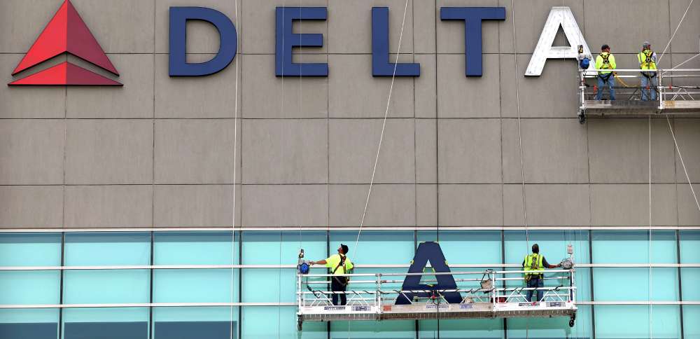 Ryan and Ashley Smith's vision brings UFC 332 back to renovated Delta Center