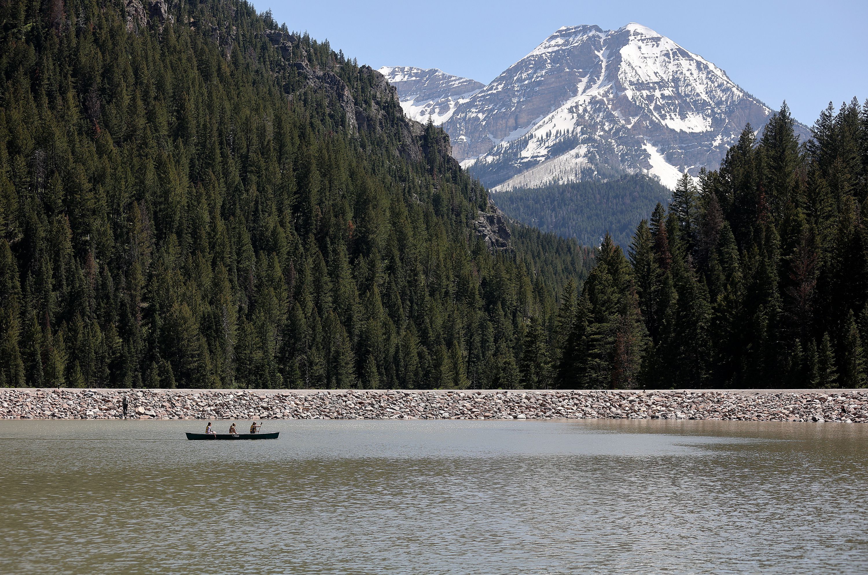 Campground evacuated, reservoir closed after fire breaks out in American Fork Canyon