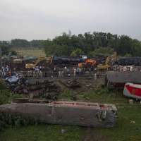 Error in signaling system led to train crash that killed 275 people in India, official says