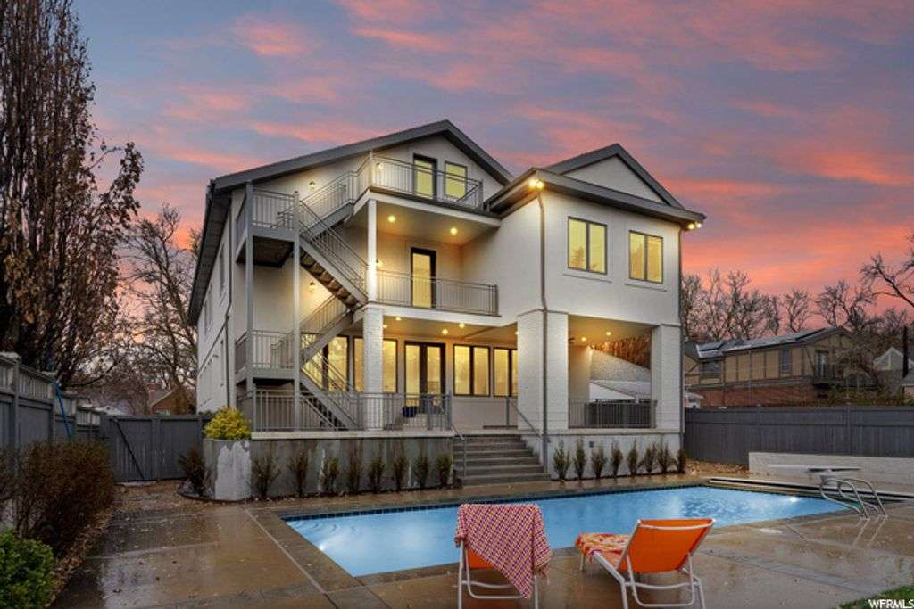 What kind of house can $500,000 get you in today's market?