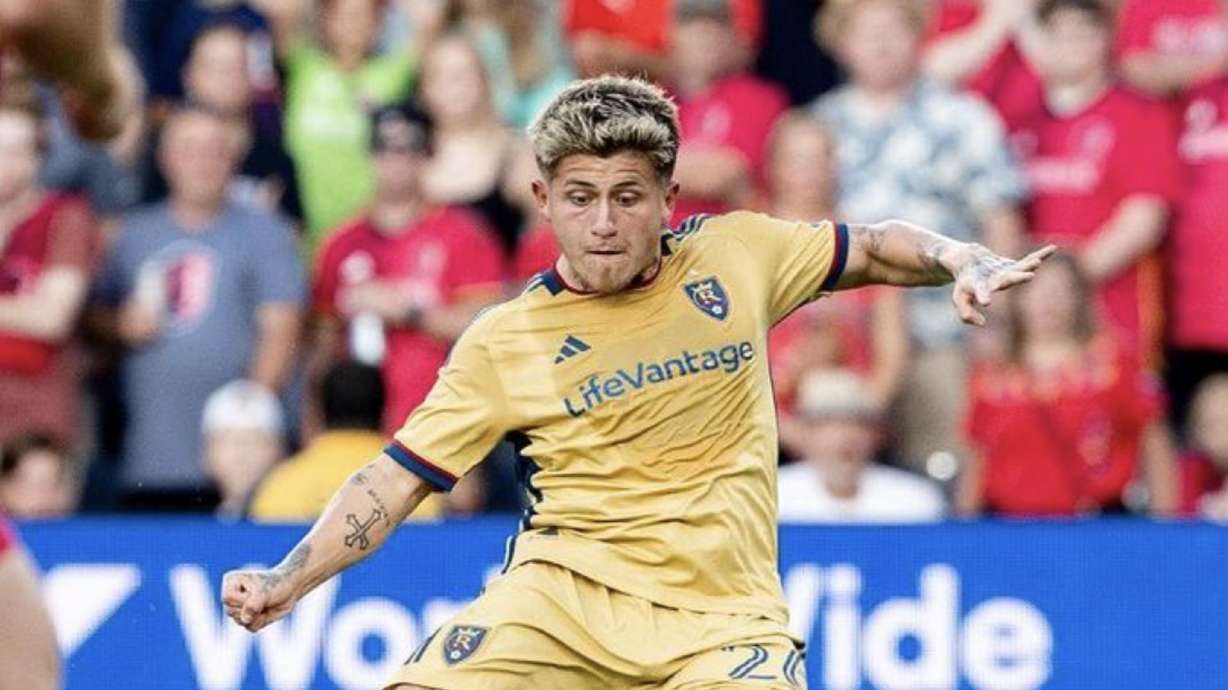 Diego Luna takes a shot against St. Louis on the road.