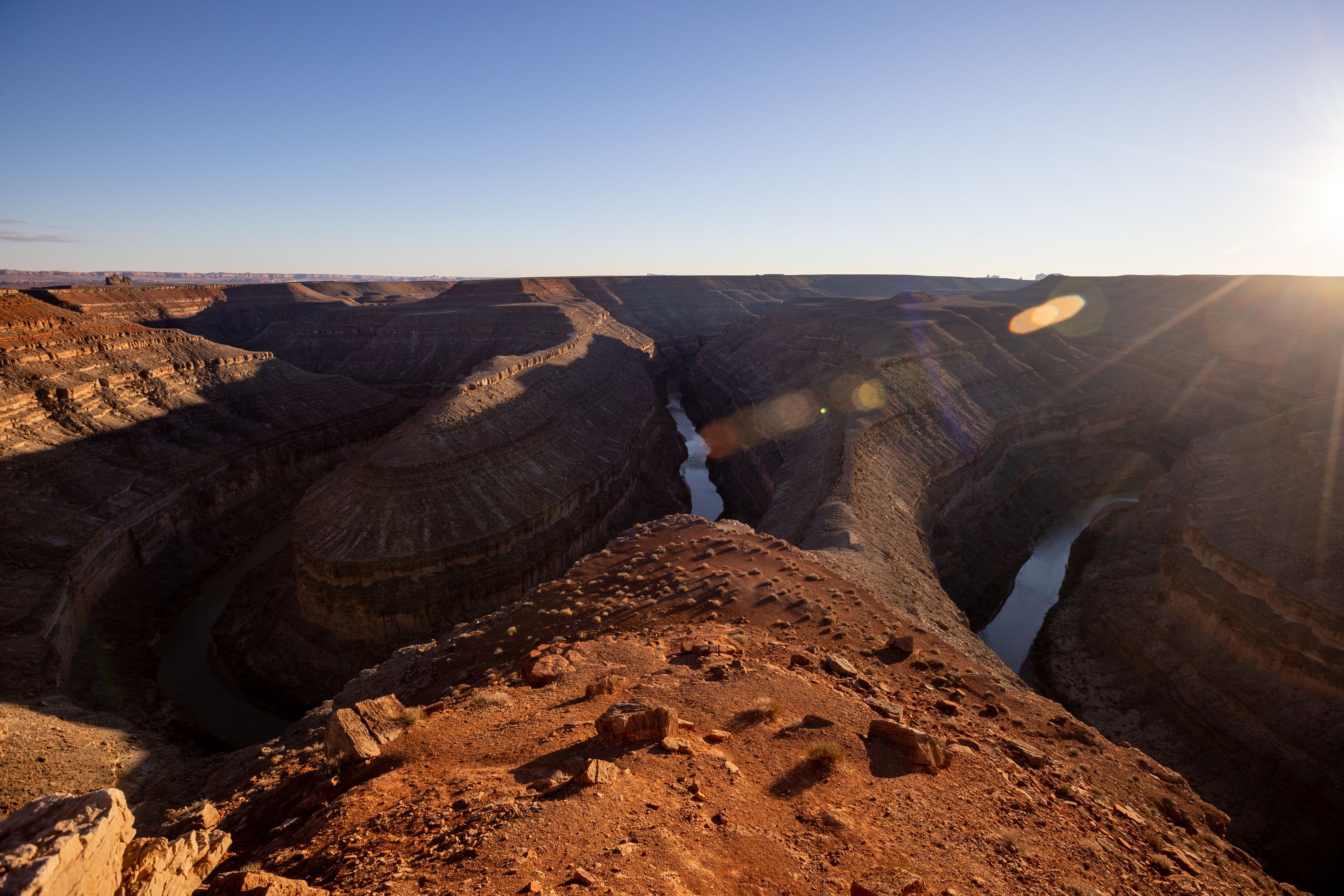 Man dies in river accident near Utah-Arizona border