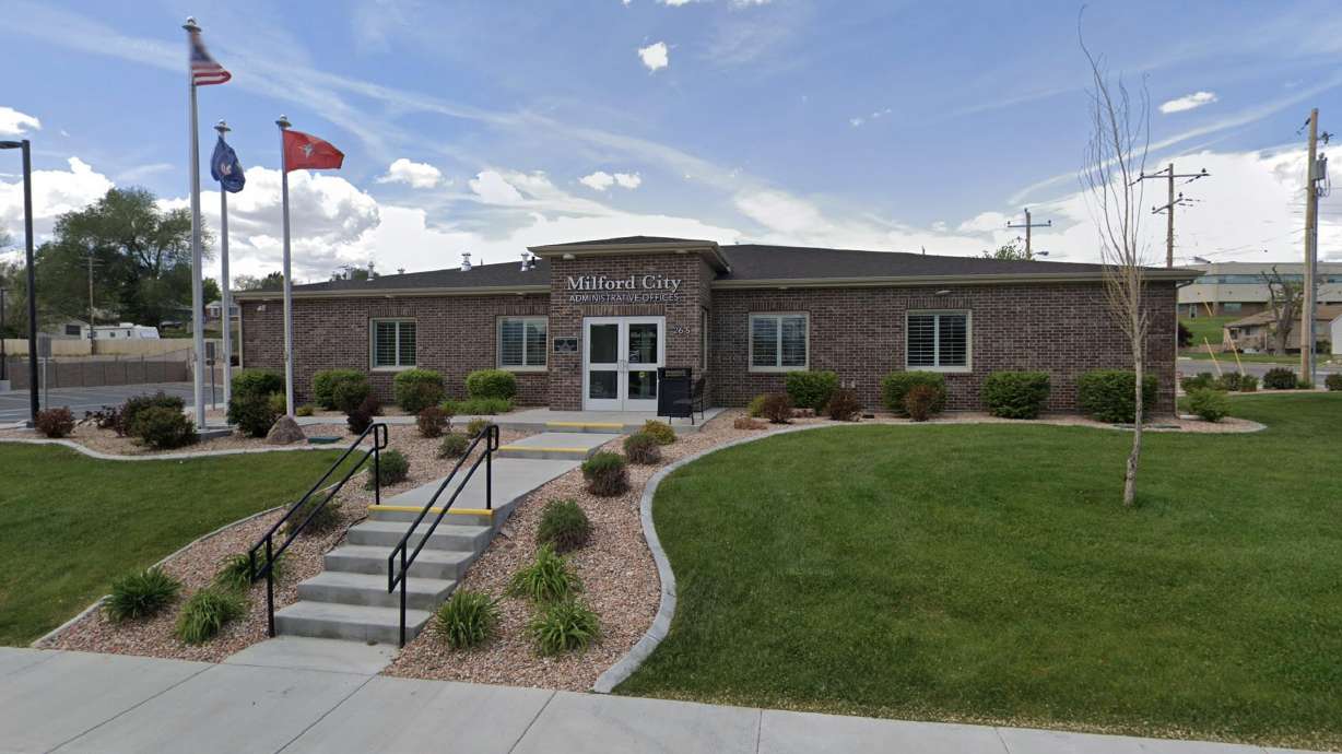 All four members of Milford's city maintenance crew returned Wednesday after "unofficially" resigning the day before, amid communication issues between the crew and the mayor.