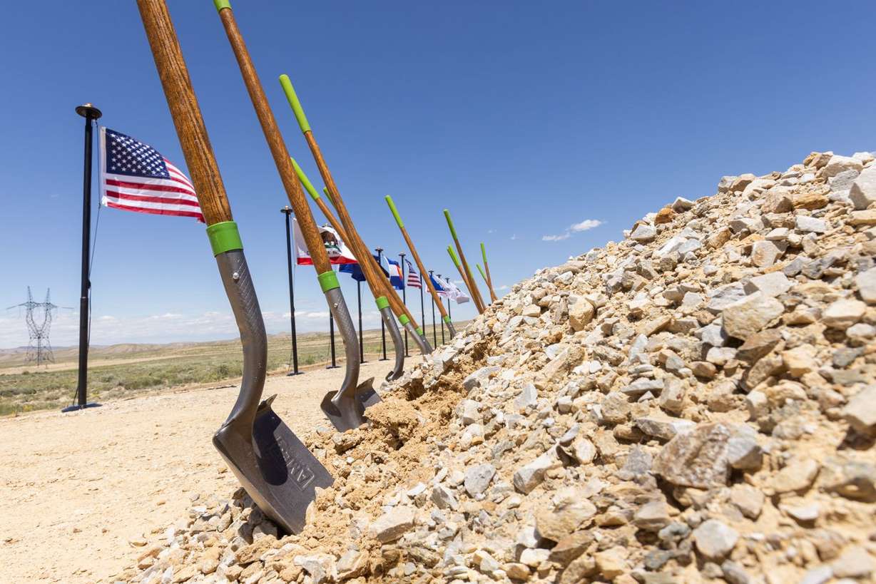 Representing the collaboration among states that led to the TWE Project groundbreaking, flags flying at the ceremony included Wyoming, Colorado, Utah, Nevada and California on June 20. As a nod to Wyoming and Western history, the shovels used at the groundbreaking were made by Ames, an American company founded in 1774.