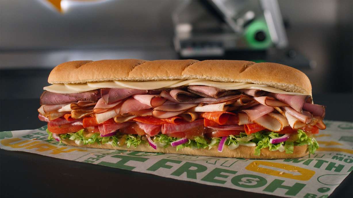 Subway is now freshly slicing meat at its stores.