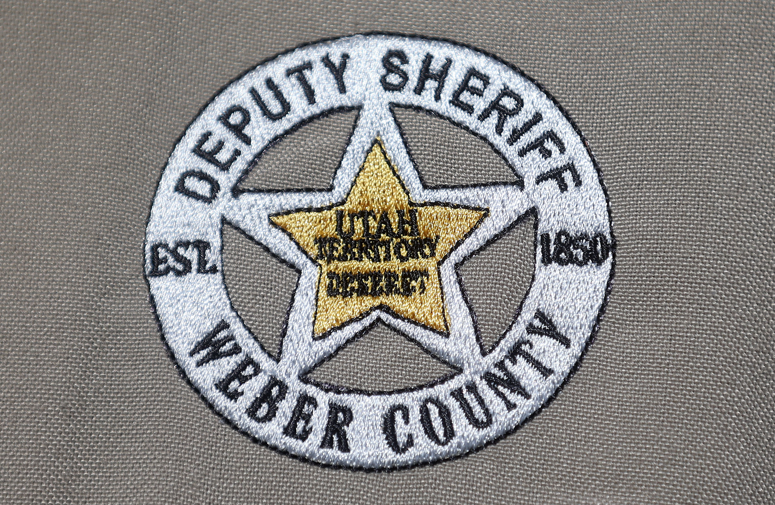 A West Haven man was arrested Monday and accused of making arrangements to meet with and conduct sexual acts with whom he believed was a 7-year-old girl, police said. 