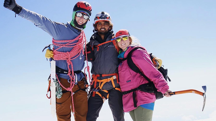 SUU student, former paraplegic climbs Mount Hood - Vimarsana News