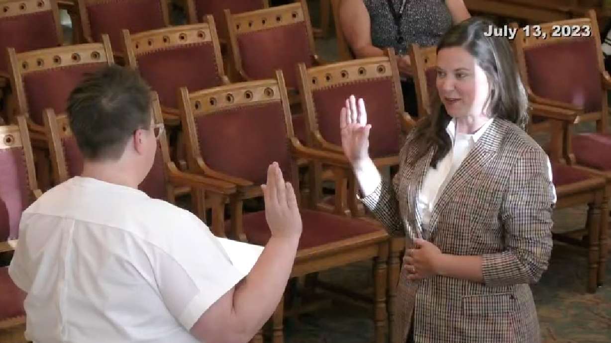 Sarah Young, right, is sworn in as Salt Lake City District 7 councilwoman during a ceremony at the Salt Lake City-County Building in Salt Lake City Thursday evening.
