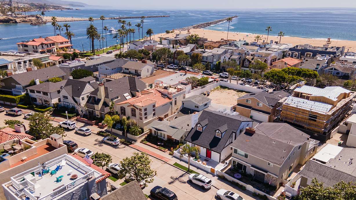 A vacation home at a 3.99% interest rate just a walk from the beach? Here's how.