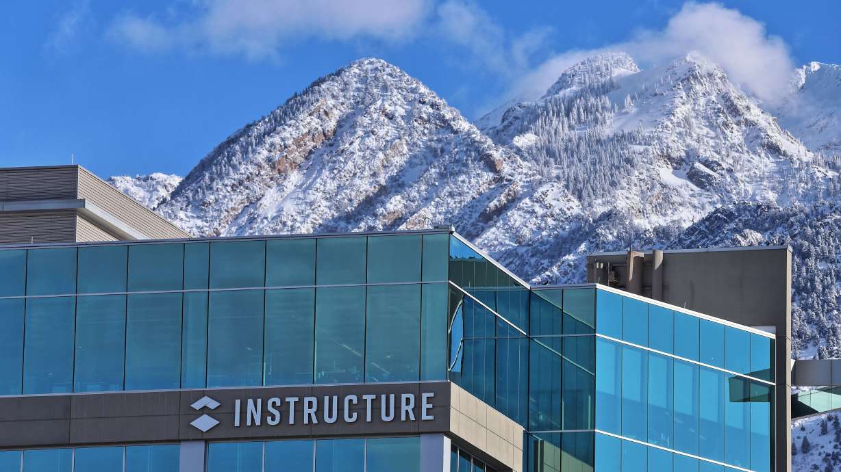 Utah Online School office