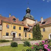 Utahn claims rights to Latvian castle, reconnects with family history and noble bloodline