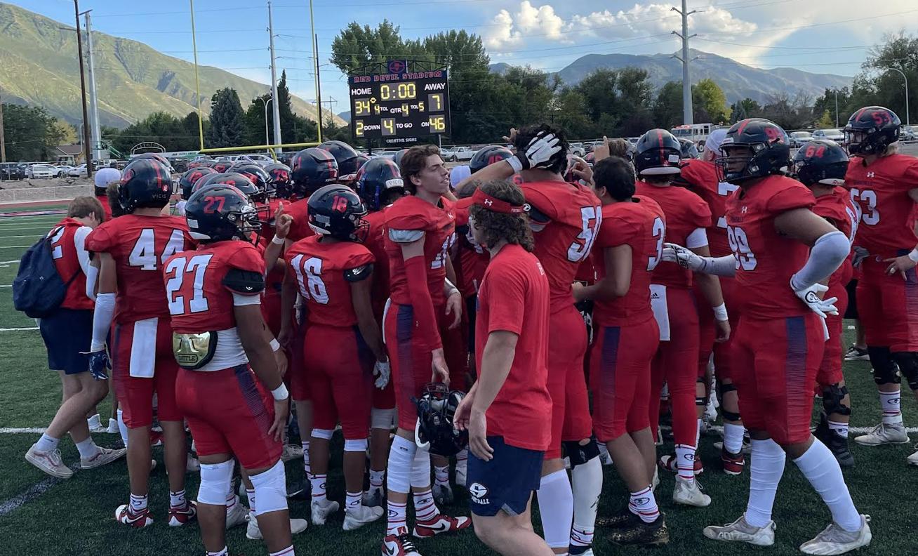 Valeti's 5 touchdown day powers Springville past Dixie 34-7