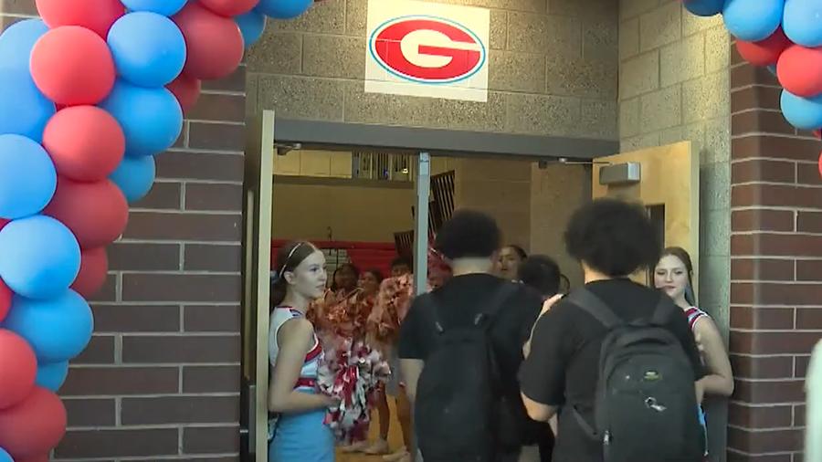 Utah's largest high school 830 freshmen on first day of school