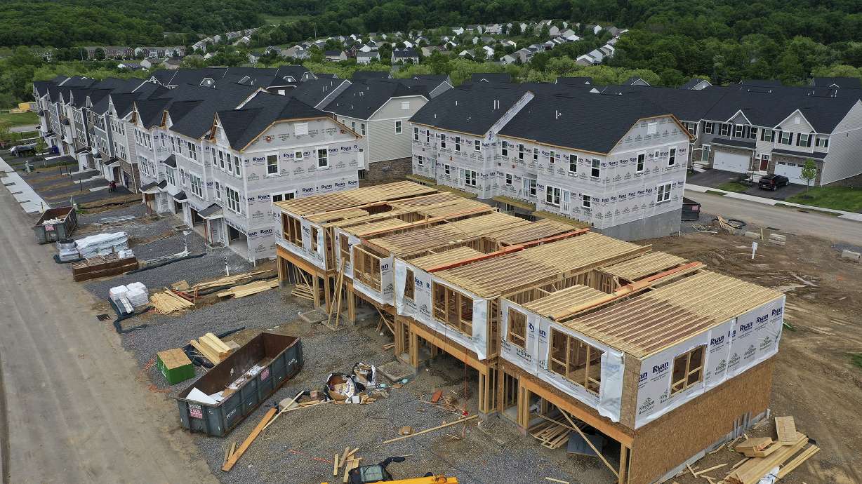 The average long-term U.S. mortgage rate jumped this week to its highest level in 20 years.