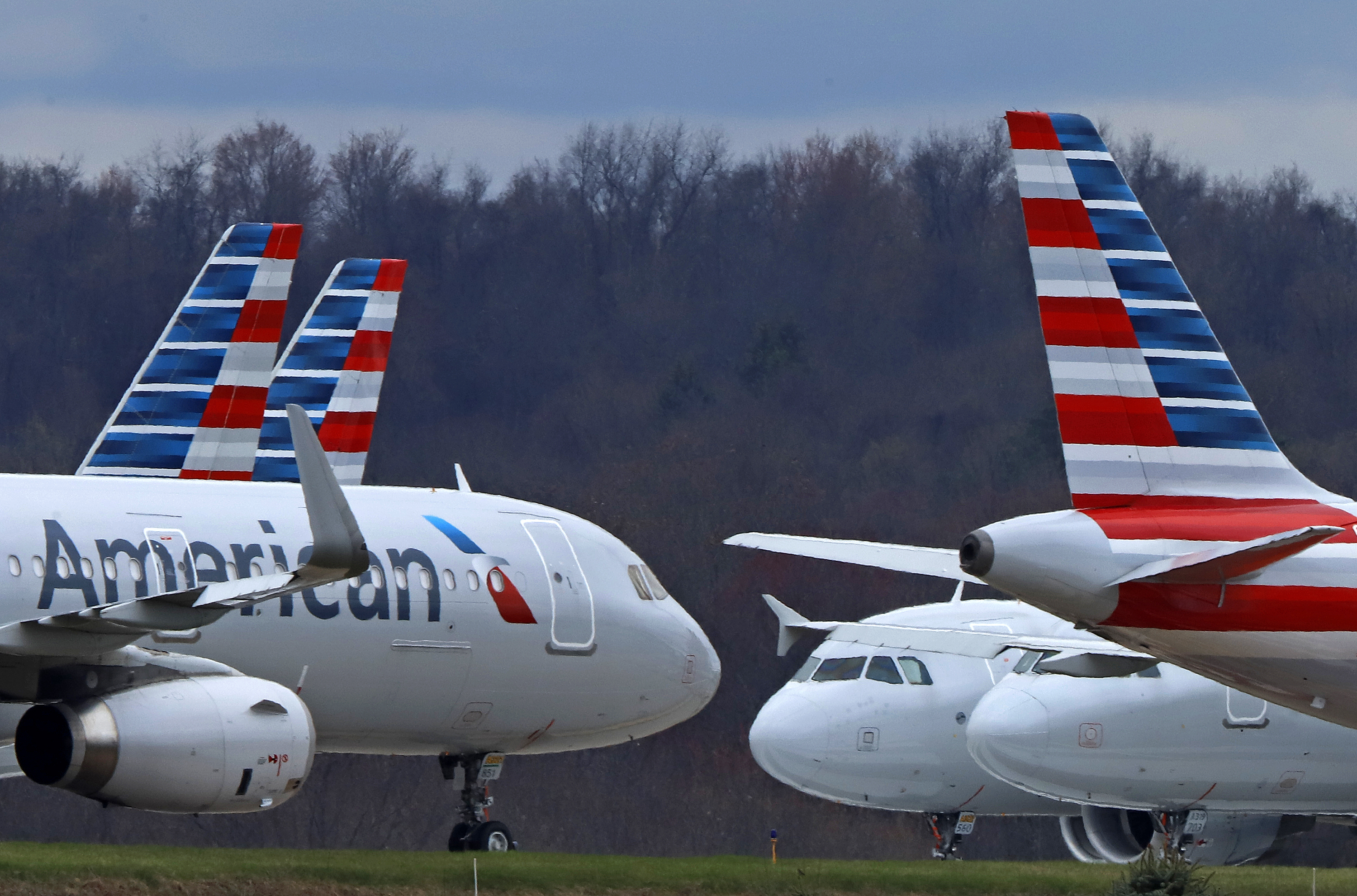 Pilots at American Airlines have approved a new contract that will raise their pay 41% over four years. Their union, the Allied Pilots Association, said Monday that the vote was 73% in favor of ratifying the contract. 