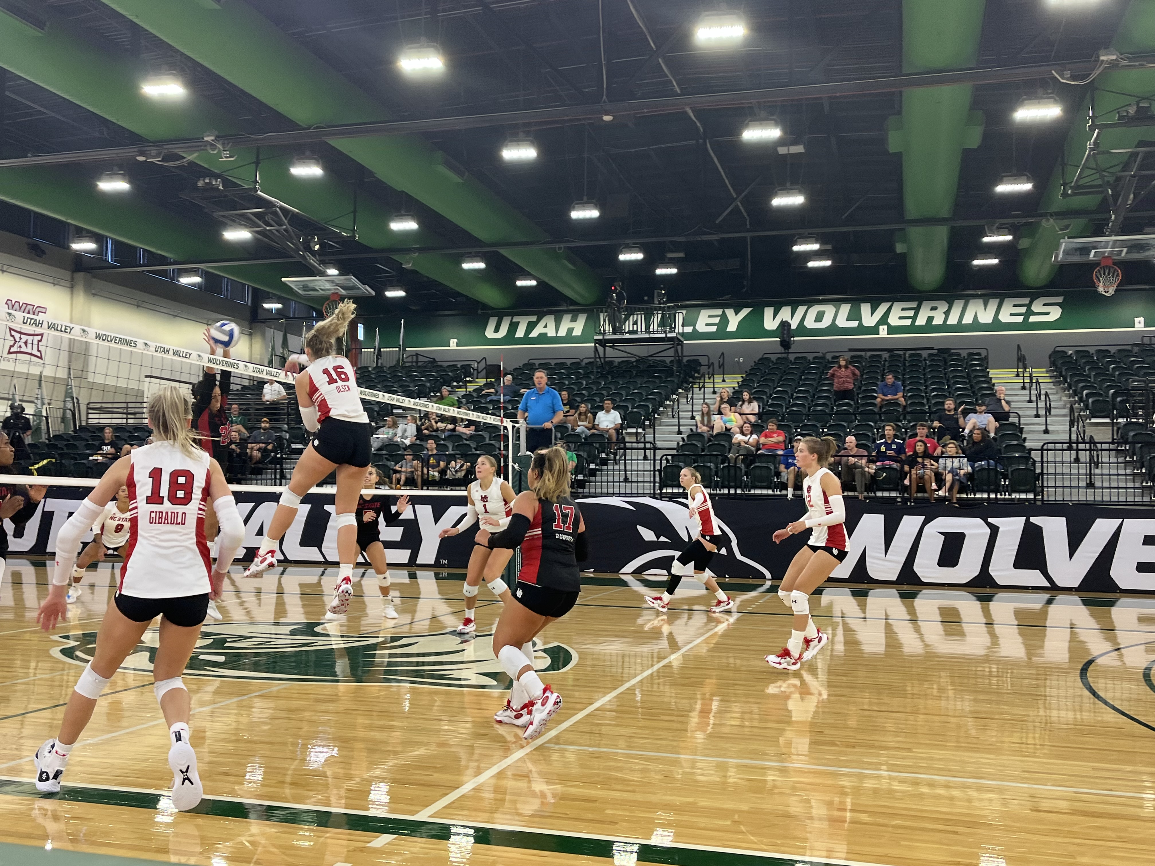 Utah women’s volleyball sweeps NC State 3-0 in Utah Valley Invitational