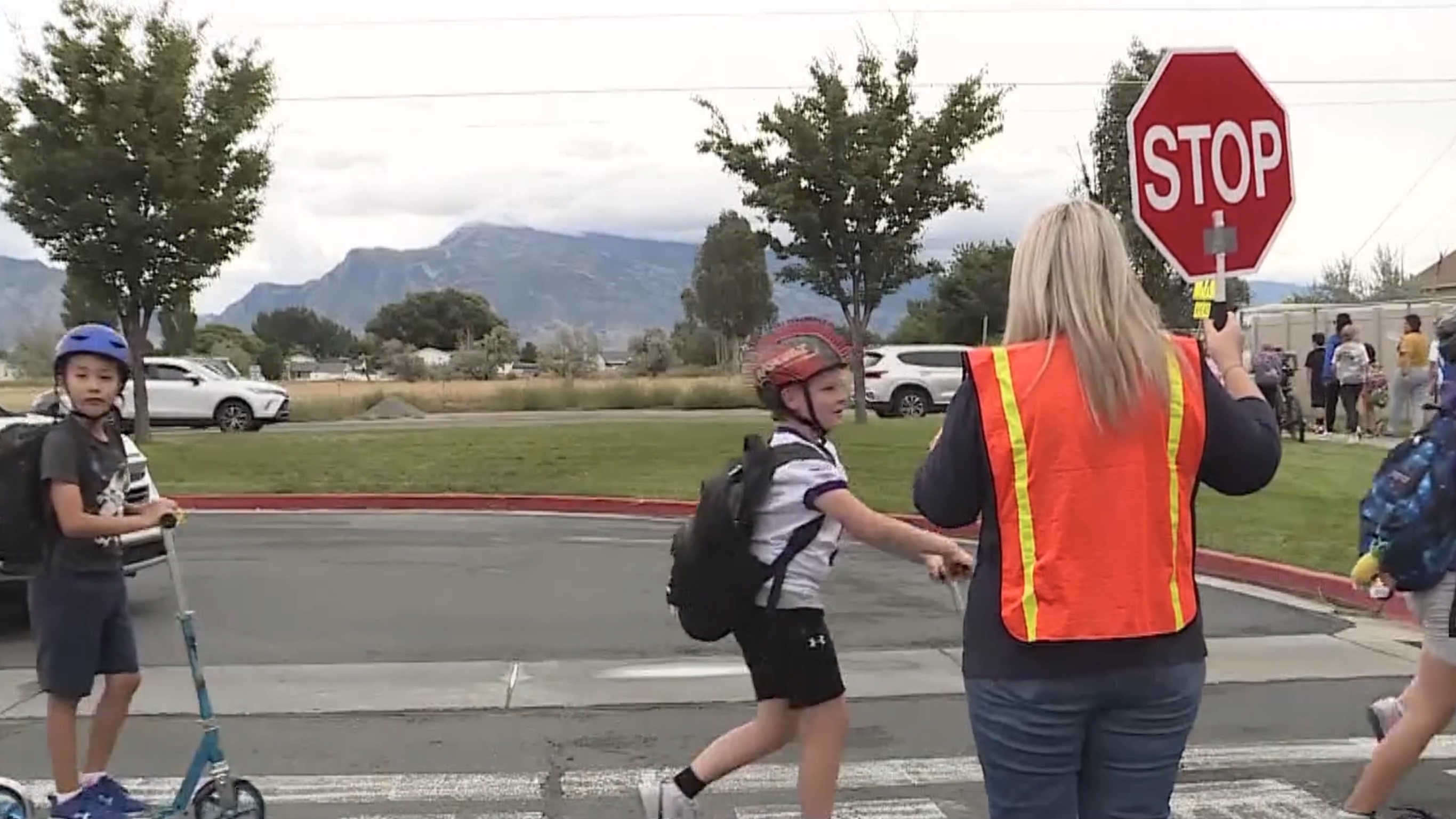 Schools across Utah are facing a crossing guard shortage. With almost 1,000 students, North Point Elementary in Lehi faces serious challenges and risks of danger for young students.