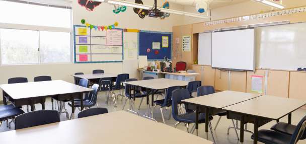 Utah special ed teacher's aide arrested, accused of hitting student