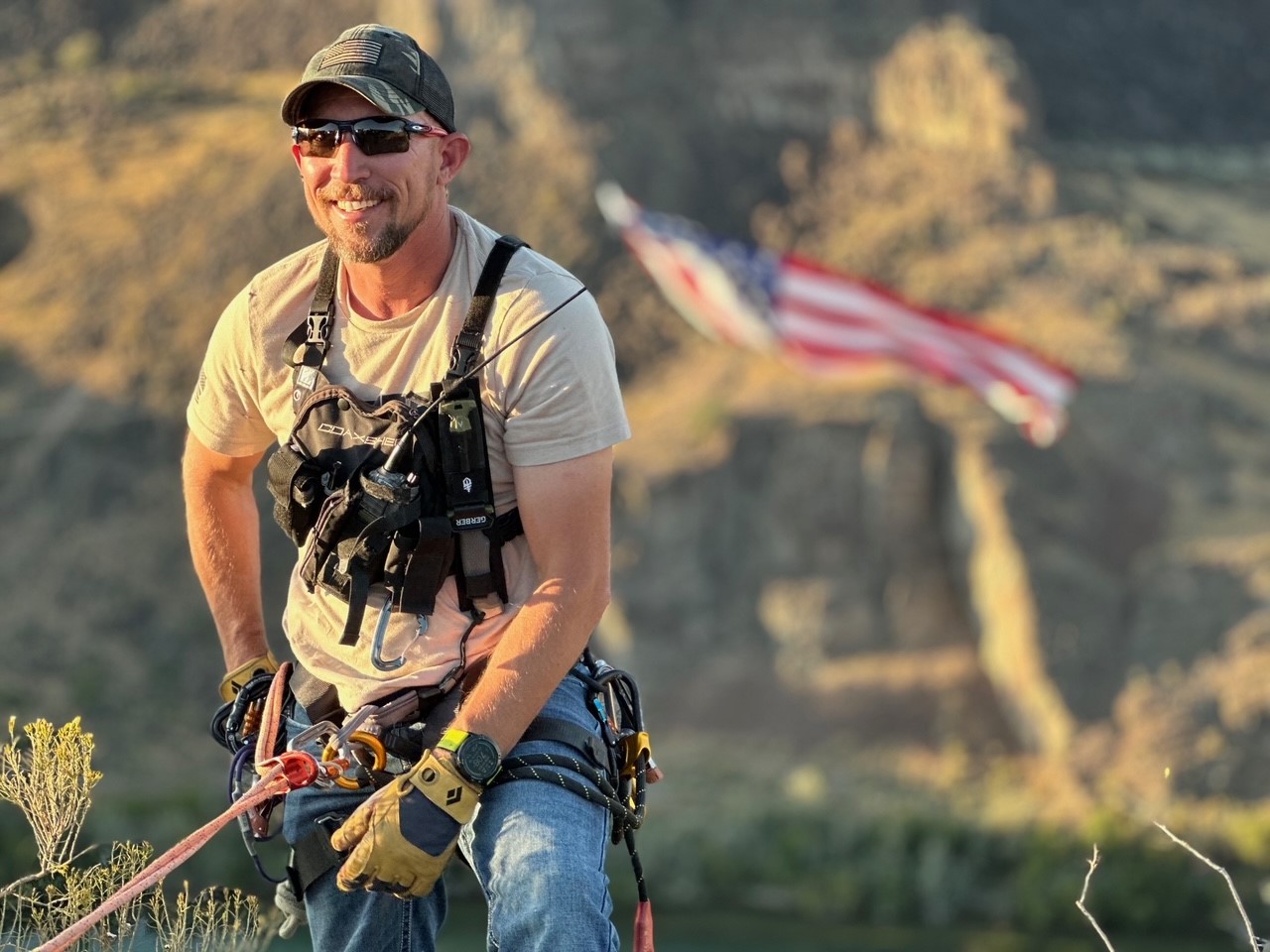 Utah man injured while helping fly American flag in Twin Falls, Idaho