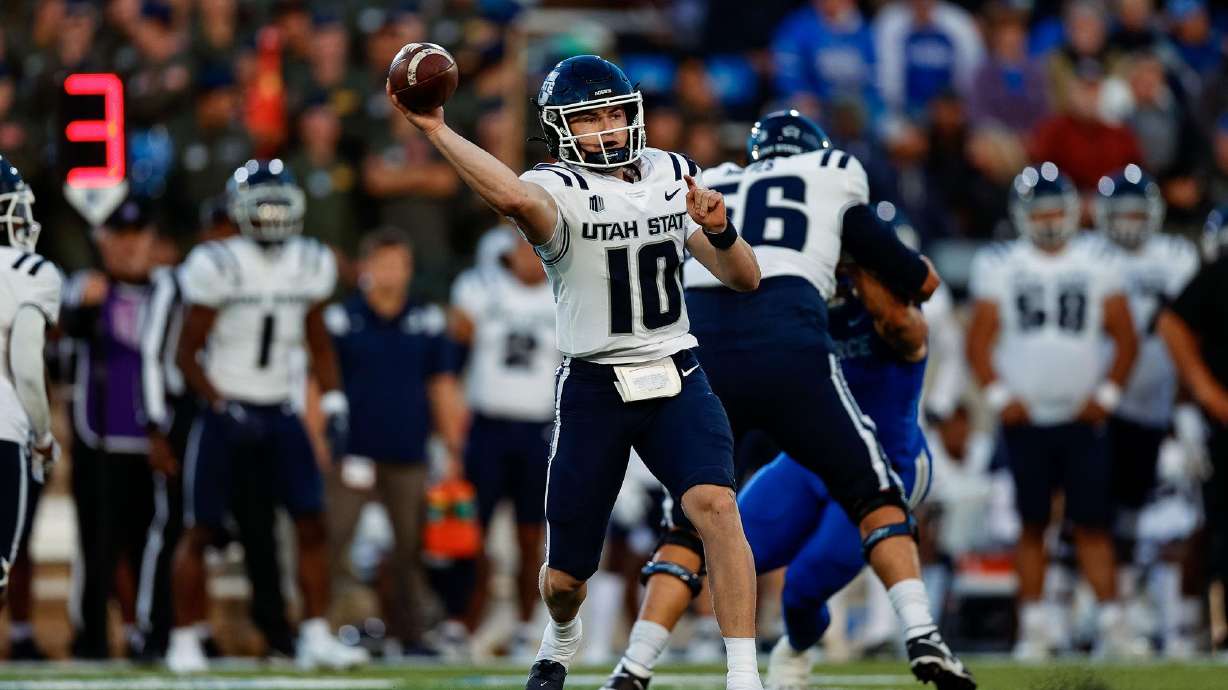 Utah State Aggies quarterback McCae Hillstead (10) passes in the second quarter against the Air Force Falcons at Falcon Stadium.