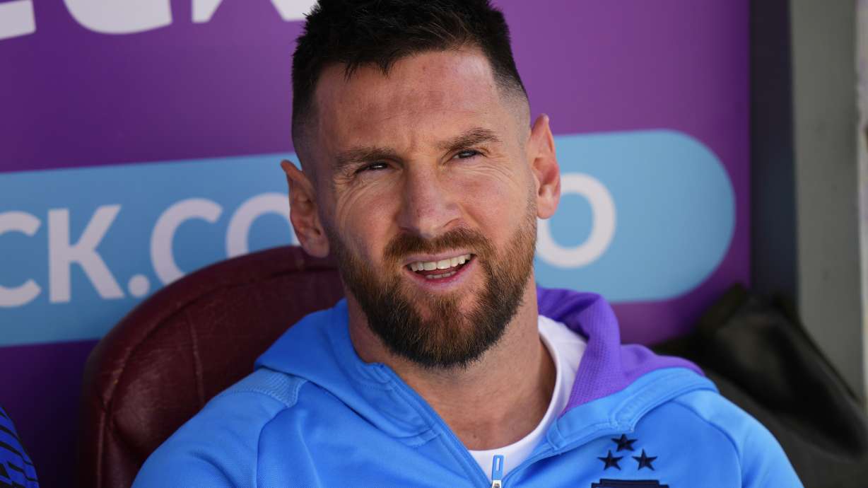 Argentina's Lionel Messi sits on the bench during a qualifying soccer match for the FIFA World Cup 2026 against Bolivia at the Hernando Siles stadium in La Paz, Bolivia, Tuesday, Sept. 12, 2023.