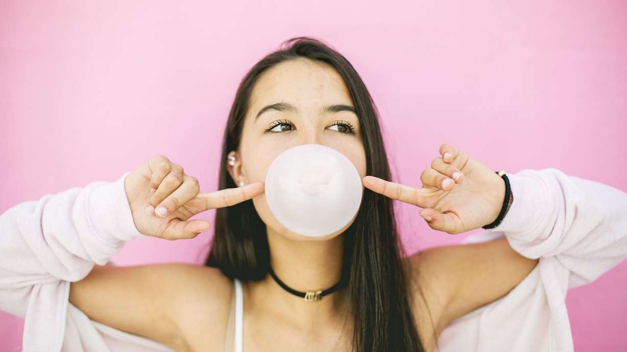 For people who have had gastric surgery or issues with their gastrointestinal tract, swallowing gum could be problematic, according to experts.