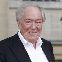 Michael Gambon, actor who played Prof. Dumbledore in 6 'Harry Potter' movies, dies at age 82
